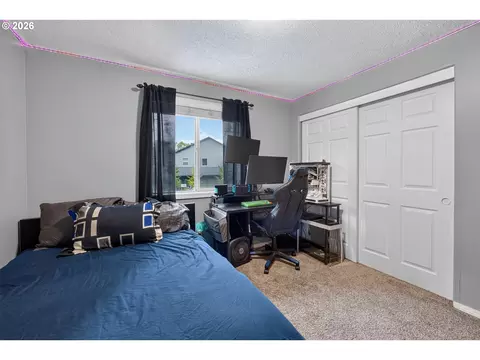 Bedroom - 2343 SE Williams Dr, Gresham, OR 97080 photo 5 of 5