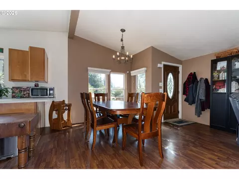 76654 Heath Rd, Rainier, OR 97048 photo 3
