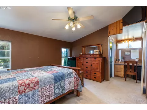 76654 Heath Rd, Rainier, OR 97048 photo 7