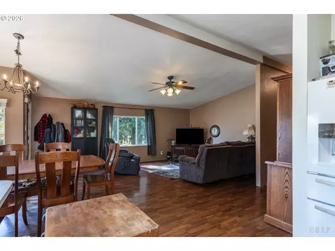 76654 Heath Rd, Rainier, OR 97048 photo 5