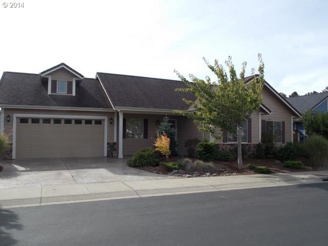 1606 38th Loop, Florence, OR 97439 photo 1