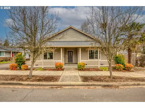 12743 Tidewater St, Oregon City, OR 97045