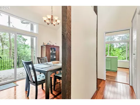 Entry Way - 2877 Timberline Dr, Eugene, OR 97405 photo 1 of 2