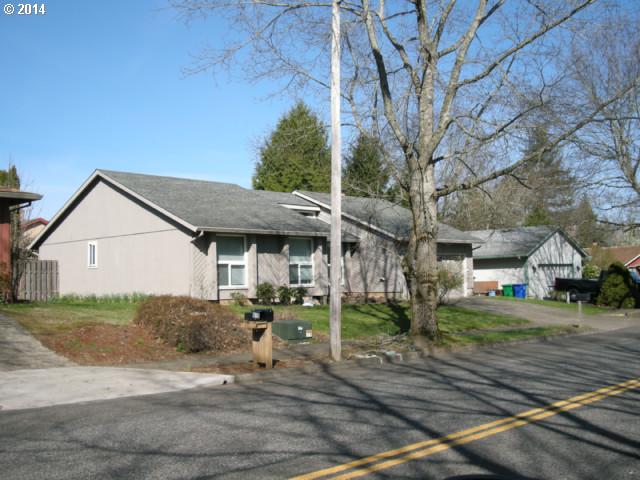 832 SW Birdsdale Dr, Gresham, OR 97080 photo 1