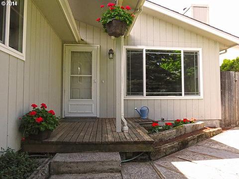 2316 Parliament St, Eugene, OR 97405 photo 1