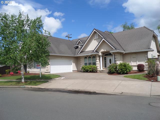 2111 Ashbury Dr, Eugene, OR 97408 photo 1