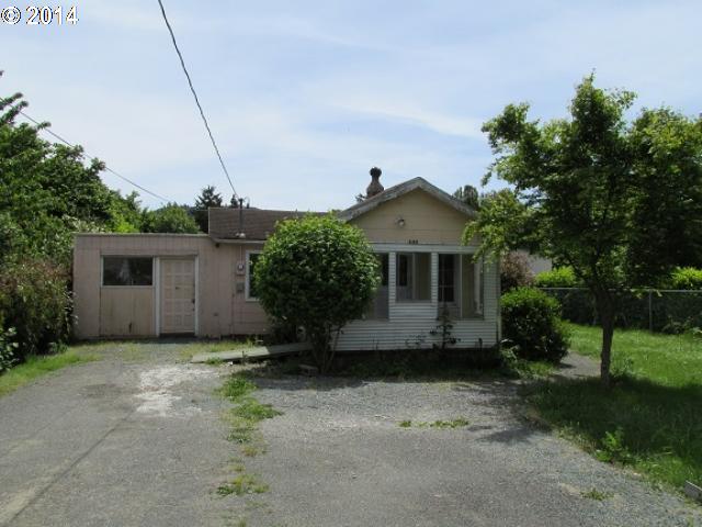 121 W Date, Powers, OR 97466 photo 1