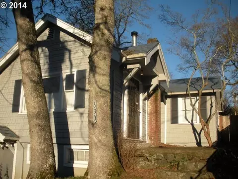 630 E Fairfield St, Gladstone, OR 97027 photo 1