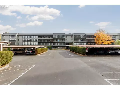 45 Eagle Crest Dr #500, Lake Oswego, OR 97035