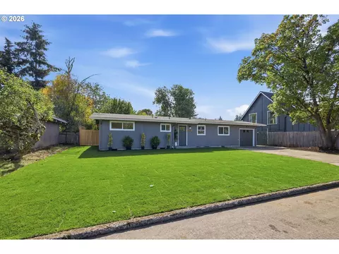 Exterior - 1682 Larkspur Loop, Eugene, OR 97401 photo 1 of 8