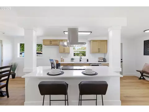 Kitchen - 1682 Larkspur Loop, Eugene, OR 97401 photo 3 of 5