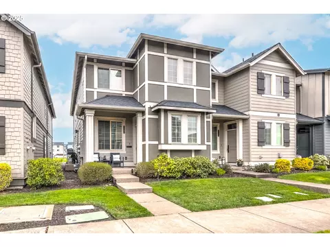 3447 SE Oakmeade Ave, Hillsboro, OR 97123