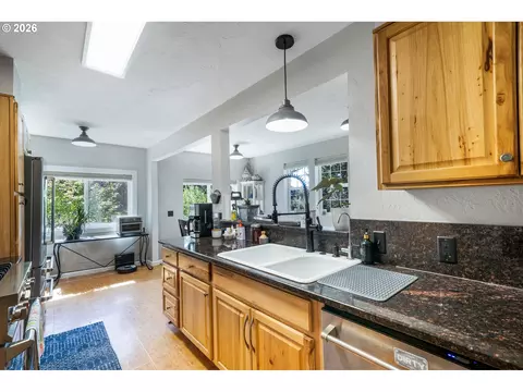 Kitchen - 1680 Westover Dr, Eugene, OR 97403 photo 1 of 3