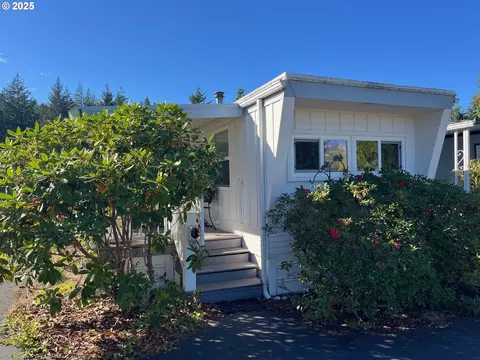 83763 Highway 101 #14, Florence, OR 97439