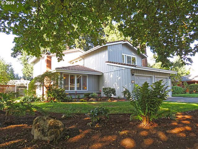 1824 Russet Dr, Eugene, OR 97401 photo 1
