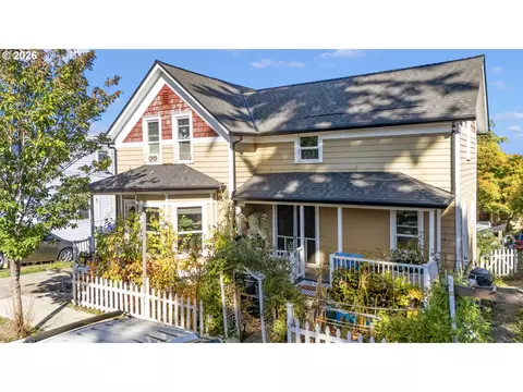 417 Logus St, Oregon City, OR 97045