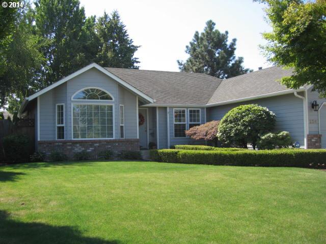 224 Chimney Rock Ln, Eugene, OR 97404 photo 1