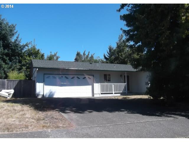 758 NE 4th Pl, Willamina, OR 97396 photo 1