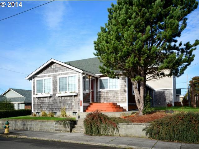 834 3rd Ave, Seaside, OR 97138 photo 1