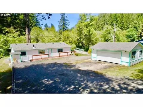 1020 Winchuck, Brookings, OR 97415