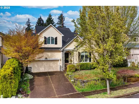 5795 SW Sequoia Dr, Tualatin, OR 97062