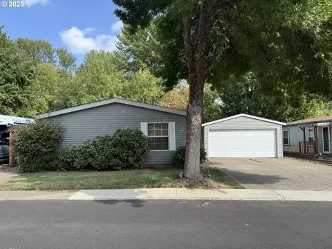 1401 Ellendale #9, Dallas, OR 97338