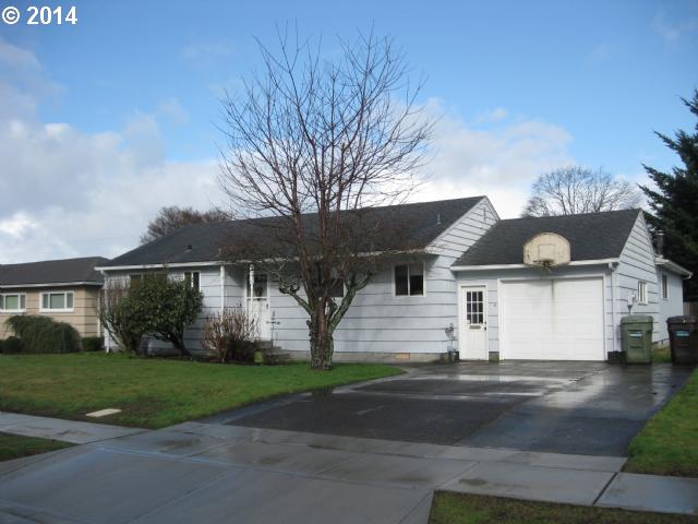 2842 Maple St, Longview, WA 98632 photo 1