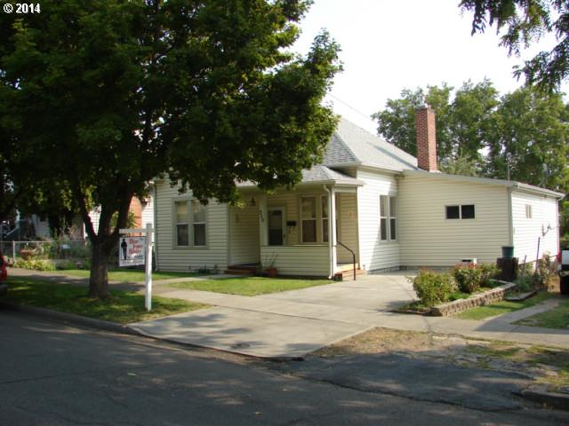 320 NW 9th St, Pendleton, OR 97801 photo 1