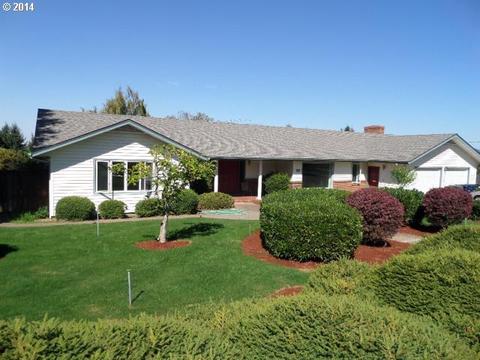 2945 Eldridge Ave, Eugene, OR 97405 photo 1