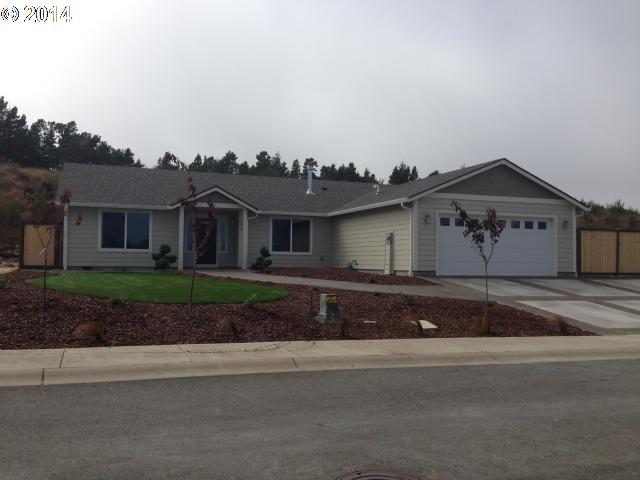 2150 Pine, North Bend, OR 97459 photo 1