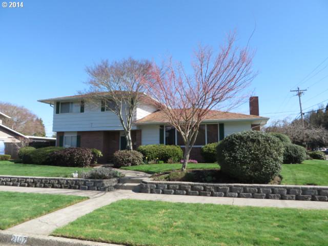 2107 Escalante St, Eugene, OR 97404 photo 1