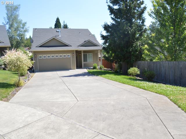 3916 SE 24th Ter, Gresham, OR 97080 photo 1