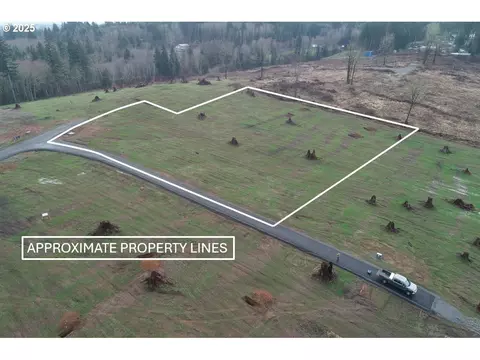 238 Ash Mountain Dr #2, Castle Rock, WA 98611