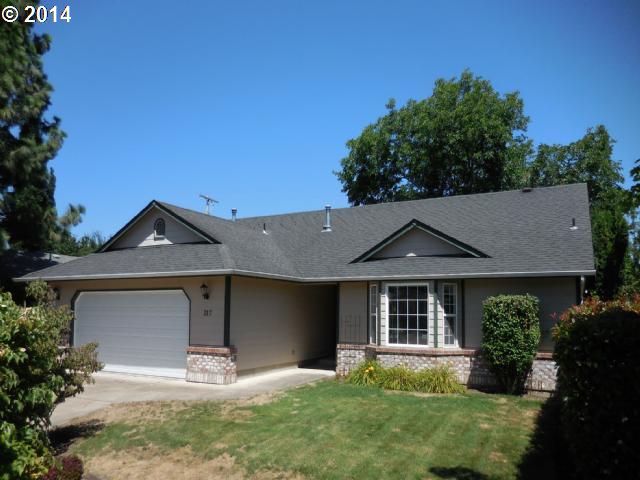 317 Exeter Ave, Eugene, OR 97404 photo 1