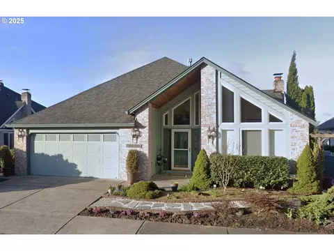 3400 SE Baypoint Dr, Vancouver, WA 98683