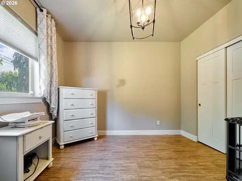 Bedroom - 725 Thyme Loop, Silverton, OR 97381 photo 2 of 2