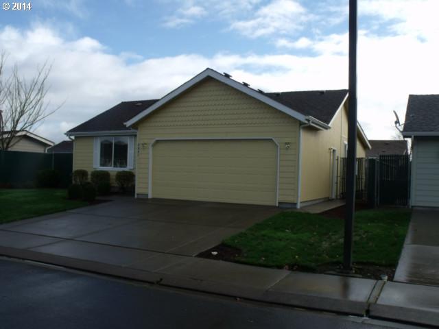 5331 Cobblestone Ln, Eugene, OR 97402 photo 1