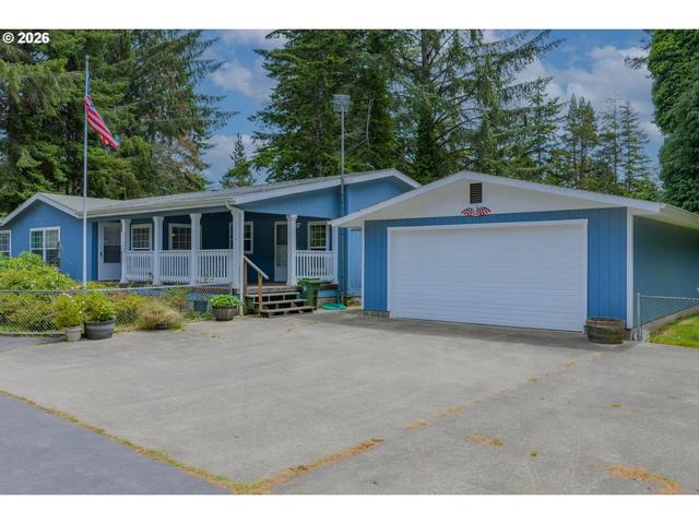 69664 Mcfarland Rd, North Bend, OR 97459