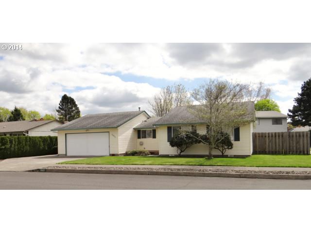 2920 NE 26th St, Gresham, OR 97030 photo 1