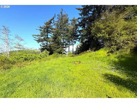 Pacific View, Langlois, OR 97450 photo 12