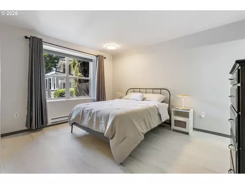 Bedroom - 4694 W Powell Blvd #139, Gresham, OR 97030 photo 1 of 4