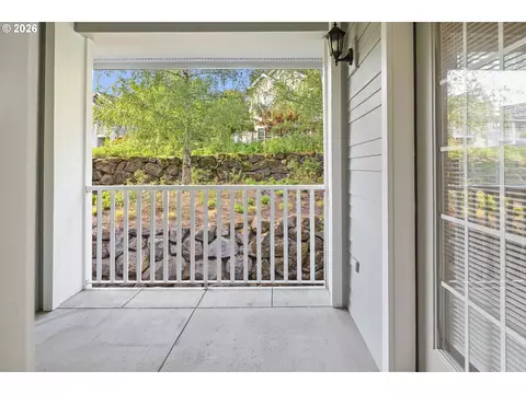 Exterior - 4890 Summerlinn Way, West Linn, OR 97068 photo 2 of 10