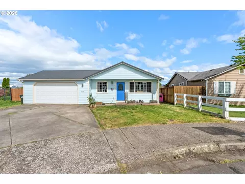 1010 E Birch Pl, Junction City, OR 97448