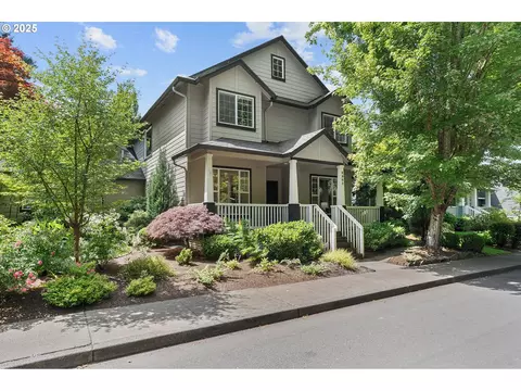 8905 NE 15th St, Vancouver, WA 98664