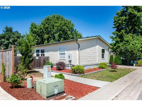2646 Atticus Way, Eugene, OR 97404 photo 2