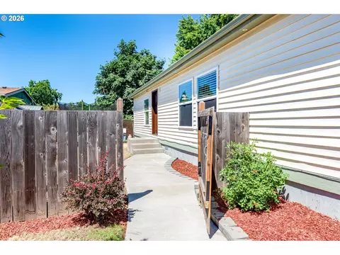 2646 Atticus Way, Eugene, OR 97404 photo 4