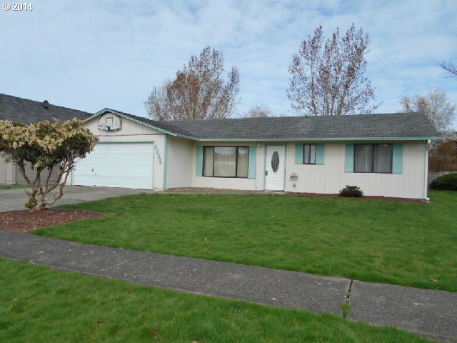 4466 Constitution Ln, Longview, WA 98632 photo 1