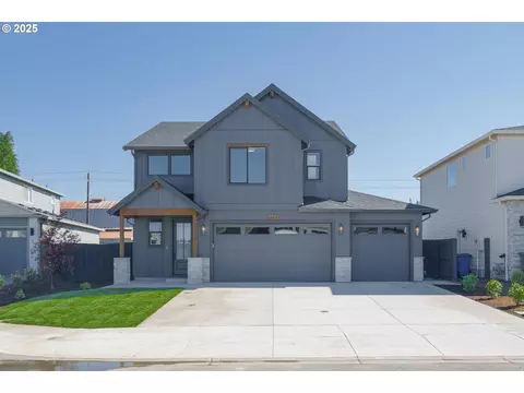 1164 N 44th Pl, Ridgefield, WA 98642