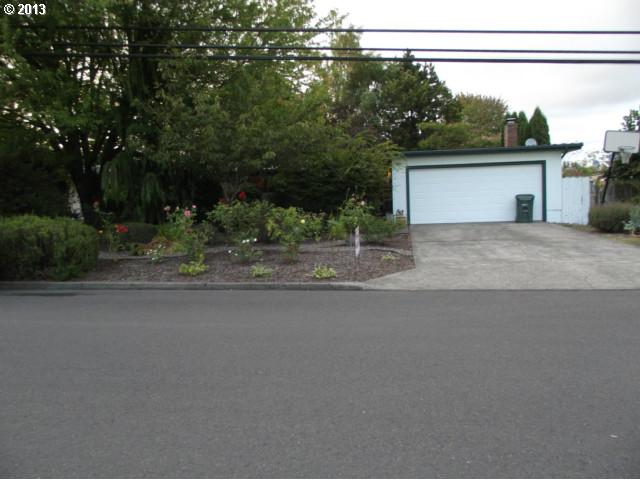1240 E St, Independence, OR 97351 photo 1