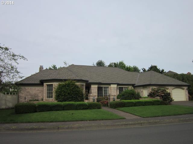 1353 Regency Dr, Eugene, OR 97401 photo 1